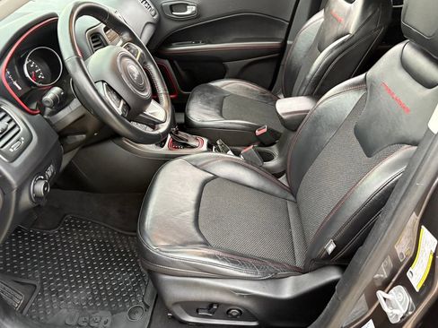 Used 2018 Jeep Compass Trailhawk w/ Navigation Group image 27