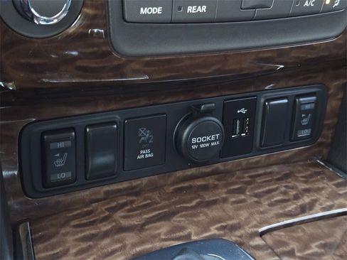 Used 2020 Nissan Armada SL w/ Premium Package image 21