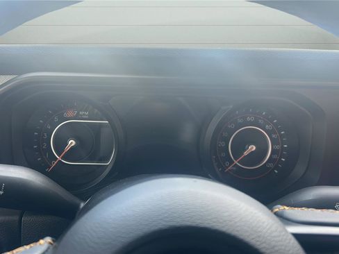 Used 2024 Jeep Wrangler Sport S image 13