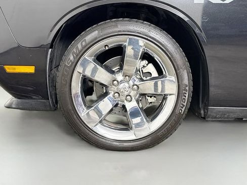 Used 2010 Dodge Challenger R/T image 28