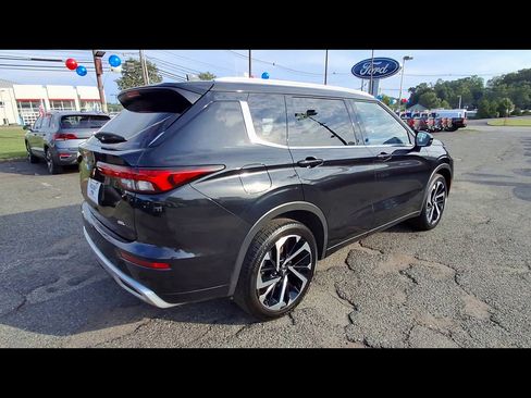 Used 2024 Mitsubishi Outlander SEL AWD/4WD image 8