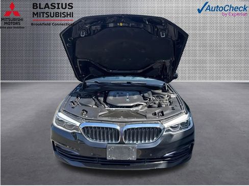 Used 2017 BMW 540i xDrive AWD/4WD image 44