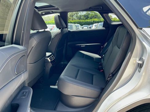 Certified 2025 Lexus RX 350 Premium FWD image 19