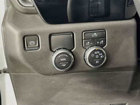 Used 2024 GMC Sierra 1500 Elevation w/ Preferred Package RWD image 10