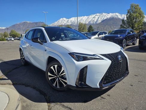 New 2026 Lexus UX 300h AWD image 3