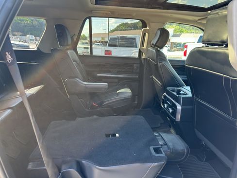 Used 2020 Ford Expedition Platinum RWD image 13