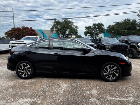 Used 2017 Honda Civic LX-P image 4