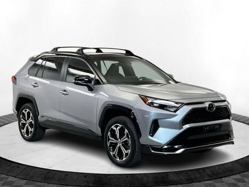 Certified 2025 Toyota RAV4 XSE image 7