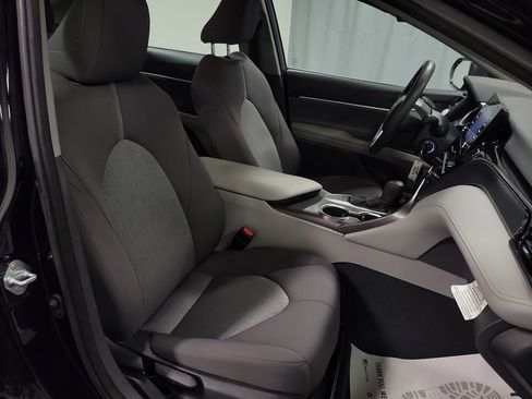 Used 2023 Toyota Camry LE image 26