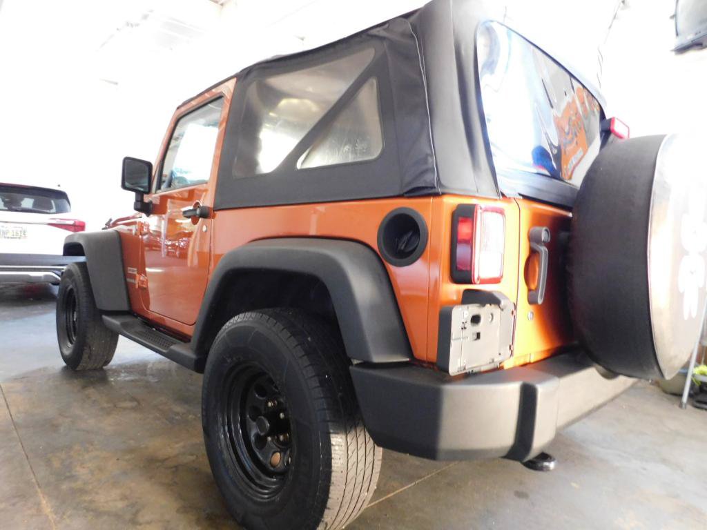 Used 2011 Jeep Wrangler Sport AWD/4WD image 2