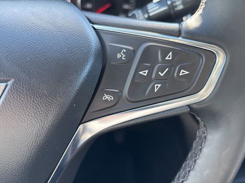 Certified 2024 Chevrolet Equinox LT w/ LPO, Floor Liner Package image 34