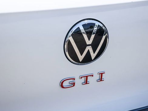 New 2025 Volkswagen GTI SE image 9