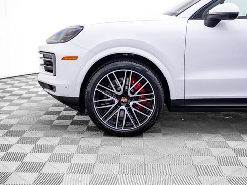 New 2026 Porsche Cayenne S AWD/4WD image 37