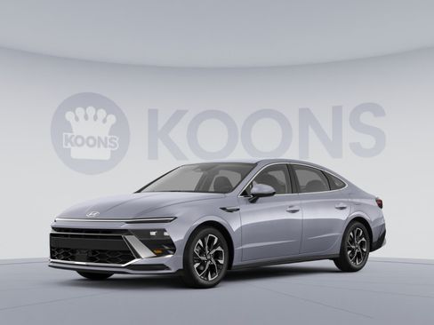 Used 2025 Hyundai Sonata SEL FWD image 1