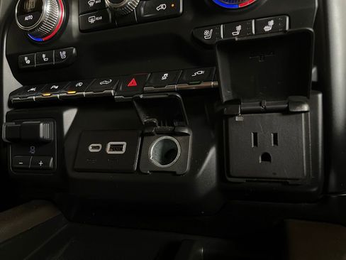 Used 2019 GMC Sierra 1500 Denali w/ Denali Ultimate Package image 47