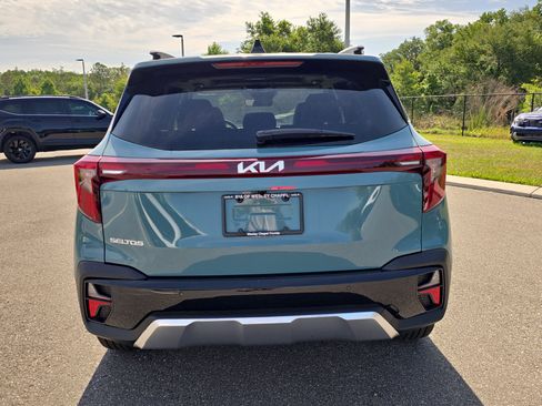 New 2026 Kia Seltos EX FWD image 7