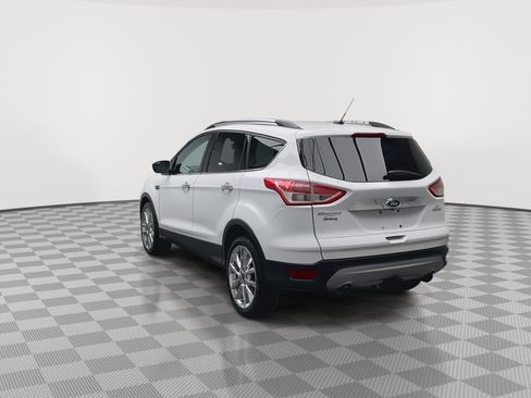 Used 2016 Ford Escape SE w/ SE Chrome Package FWD image 34