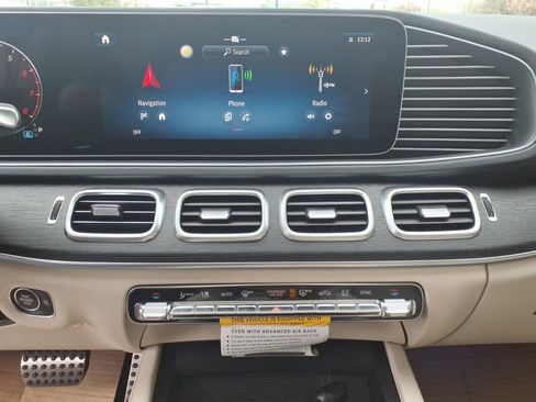 New 2026 Mercedes-Benz GLS 450 4MATIC image 22