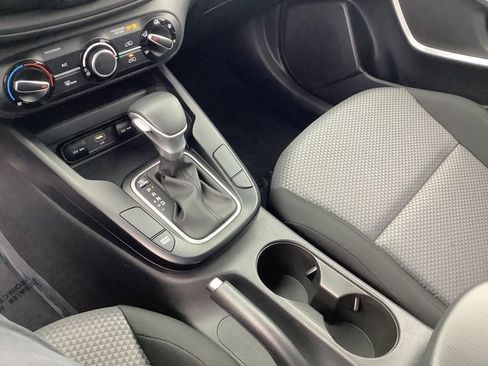 Used 2024 Kia Soul LX w/ Option Group 015 image 18