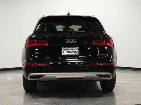 Used 2019 Audi Q5 2.0T Premium w/ Convenience Package image 7