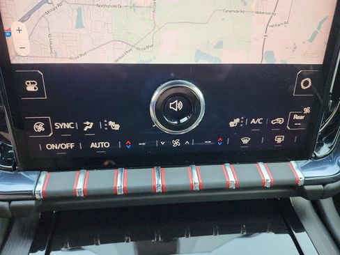 Certified 2025 GMC Yukon AT4 Ultimate w/ LPO, Floor Liner Package image 21