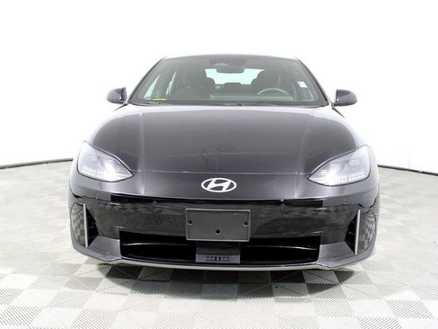 Used 2024 Hyundai Ioniq 6 SE image 2