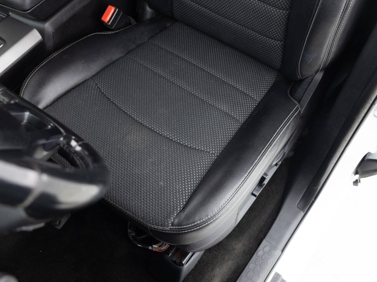 Used 2015 RAM 1500 Sport AWD/4WD image 25