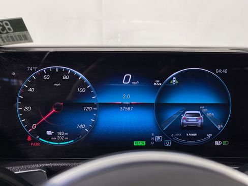 Used 2023 Mercedes-Benz EQB 300 4MATIC image 18