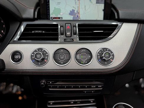 Used 2015 BMW Z4 sDrive28i RWD image 14