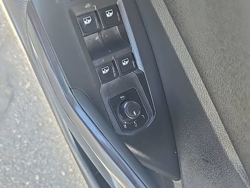 Used 2020 Volkswagen Jetta R-Line FWD image 10