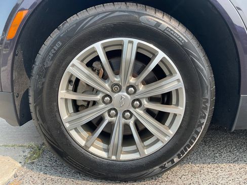 Used 2018 Cadillac XT5 Luxury FWD image 10