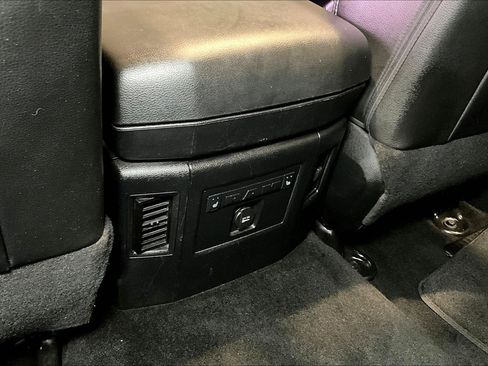 Used 2015 RAM 1500 Laramie w/ Convenience Group RWD image 12