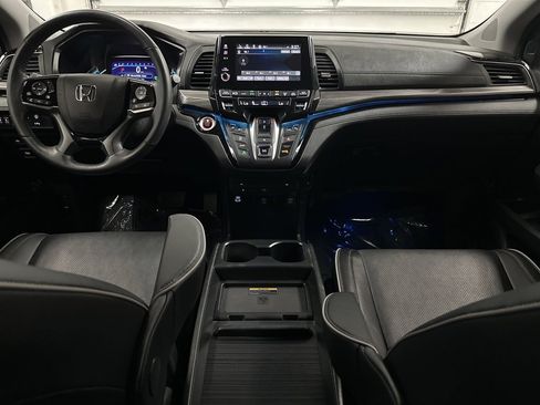 Used 2022 Honda Odyssey Elite image 19