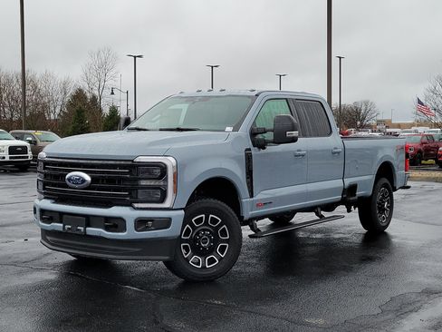New 2026 Ford F350 Platinum image 1