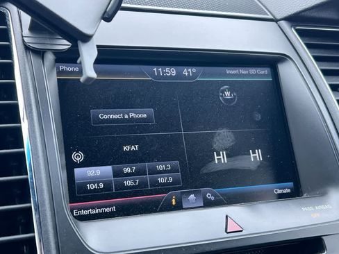 Used 2013 Ford Taurus SEL AWD/4WD image 17