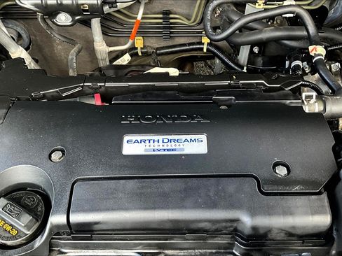 Used 2018 Honda CR-V LX image 33