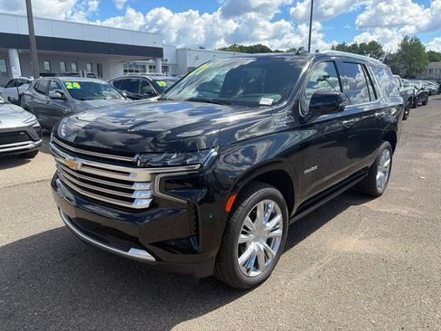 Used 2021 Chevrolet Tahoe High Country w/ Premium Package AWD/4WD image 1