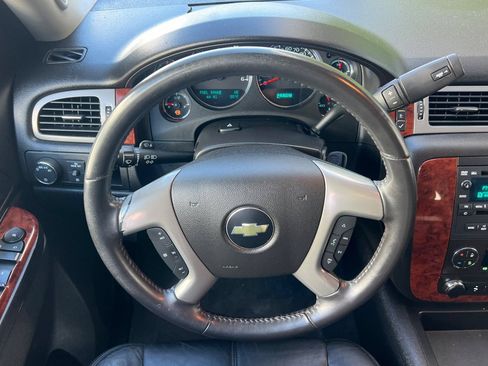 Used 2013 Chevrolet Tahoe LT RWD image 15