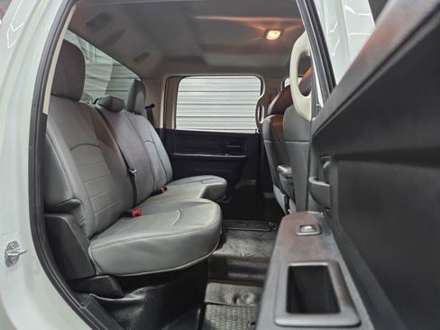 Used 2018 RAM 2500 Tradesman w/ Chrome Appearance Group AWD/4WD image 19