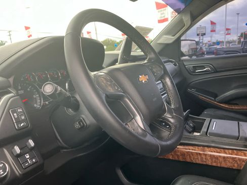 Used 2015 Chevrolet Tahoe LTZ AWD/4WD image 9