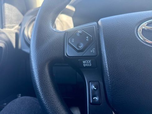Used 2022 Toyota Tacoma SR image 19