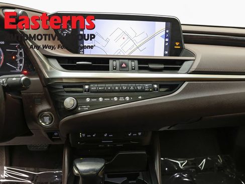 Used 2021 Lexus ES 350 w/ Premium Package FWD image 12