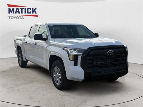 New 2026 Toyota Tundra SR image 1