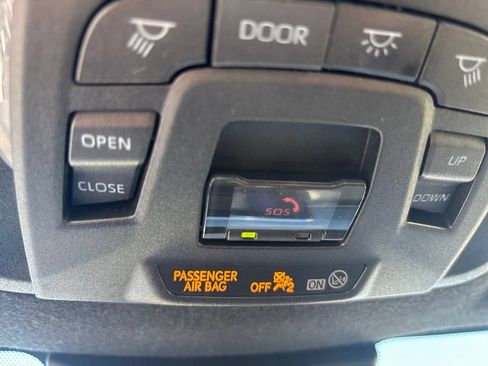 Used 2023 Toyota Corolla SE w/ SE Package FWD image 26