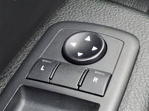 Used 2019 RAM 1500 Big Horn image 28