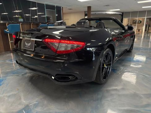 Used 2015 Maserati GranTurismo Sport RWD image 43
