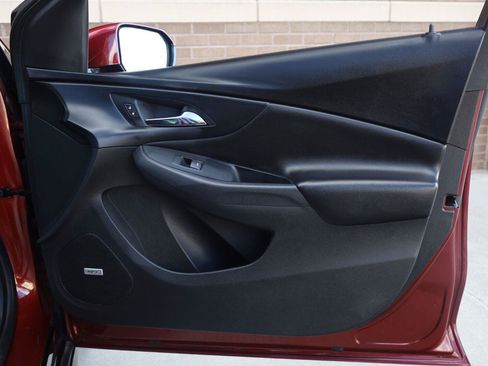 Used 2017 Chevrolet Volt Premier w/ Driver Confidence II Package FWD image 22