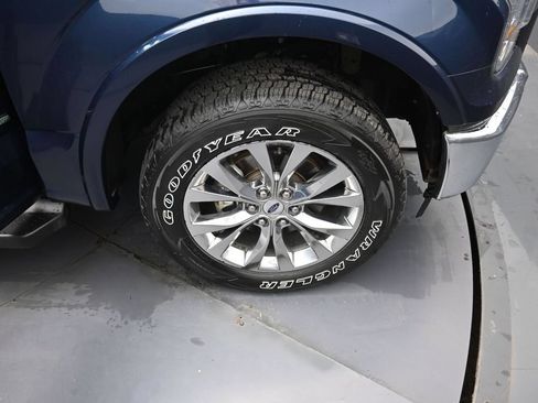 Used 2017 Ford F150 Lariat AWD/4WD image 32