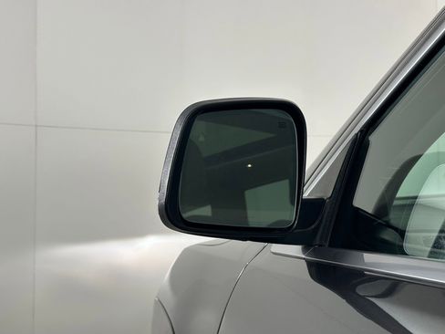 Used 2017 Jeep Grand Cherokee Summit w/ Platinum Series Group image 22