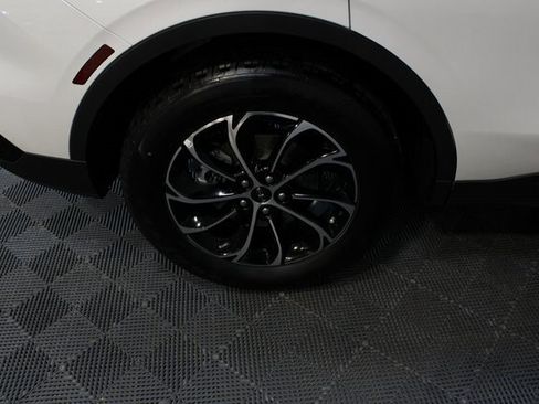 New 2026 Lincoln Nautilus Premier image 42